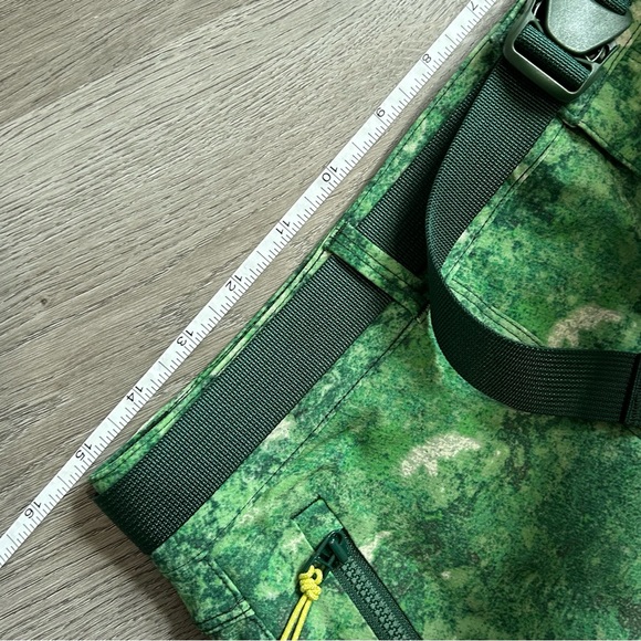 NWT Outdoor Voices Green Smoke Marble Rectrek Skirt Sz medium Mini Skirt Women’s - Picture 9 of 11